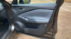 Nissan Juke 1.0 DiG-T 114 N-Connecta 5dr DCT Petrol Hatchback